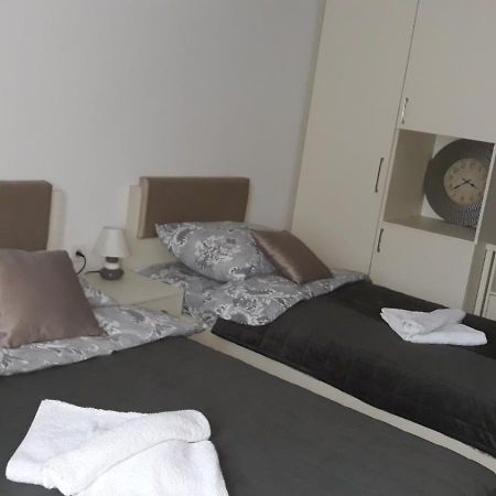 Rivera Club Bed and Breakfast Raška Esterno foto