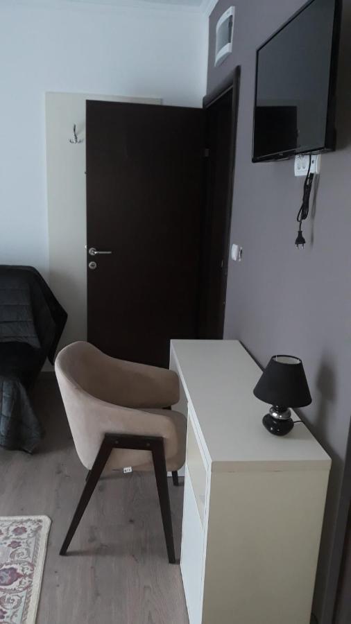 Rivera Club Bed and Breakfast Raška Esterno foto